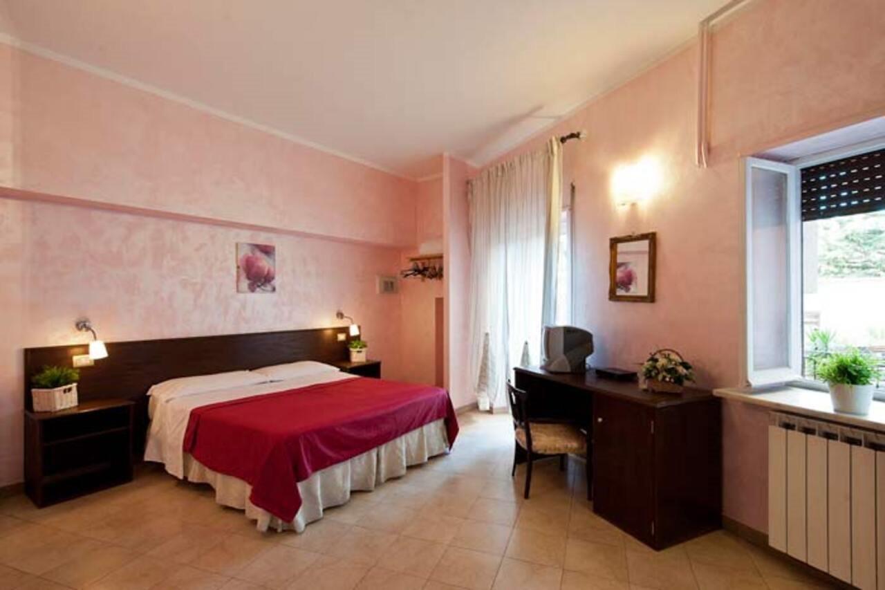 In Trastevere House Rome Bagian luar foto
