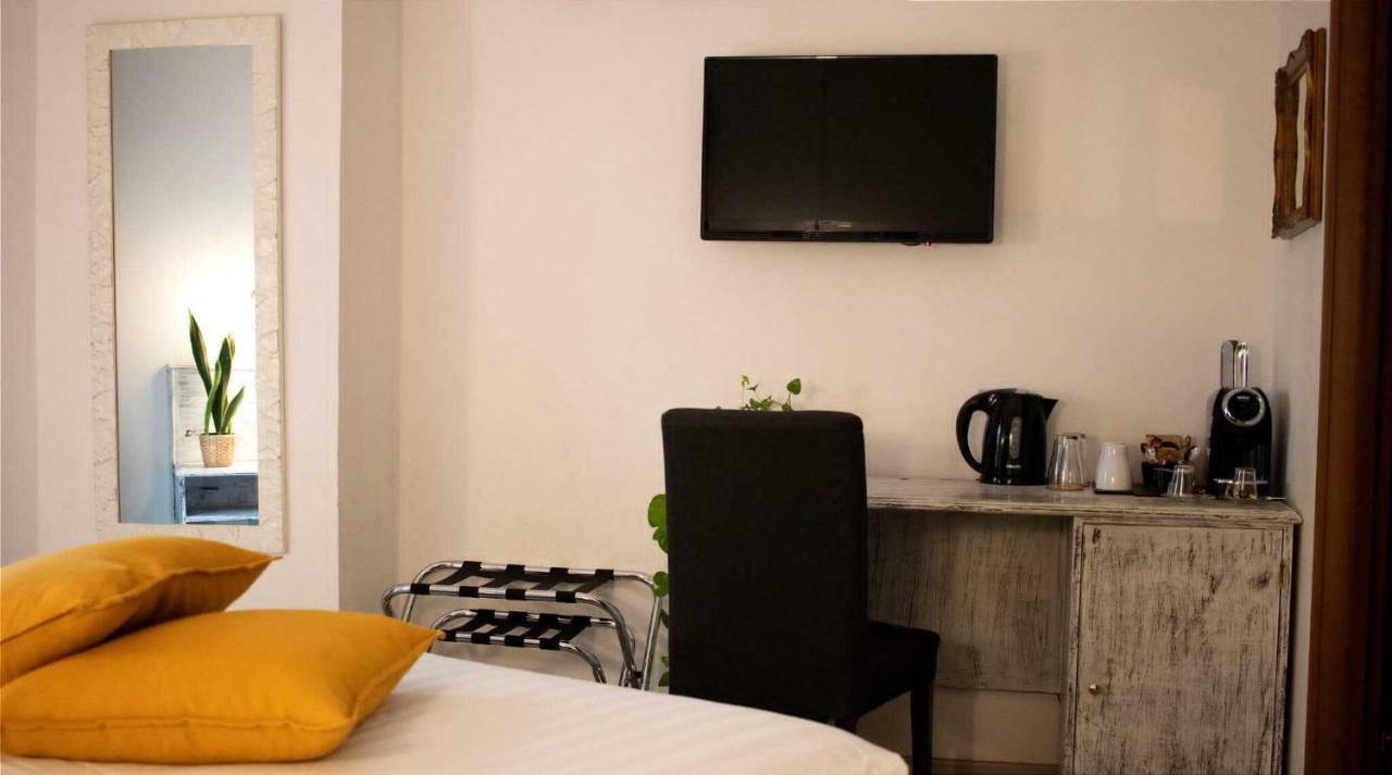 In Trastevere House Rome Bagian luar foto