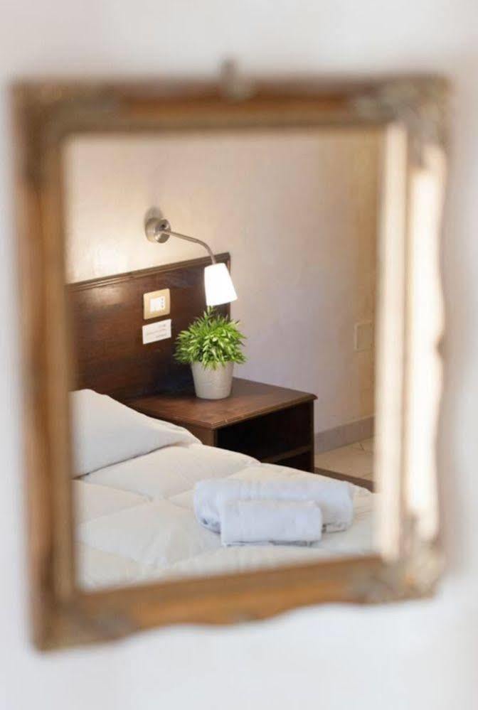 In Trastevere House Rome Bagian luar foto