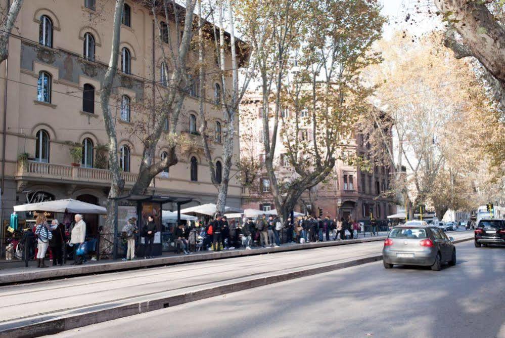 In Trastevere House Rome Bagian luar foto